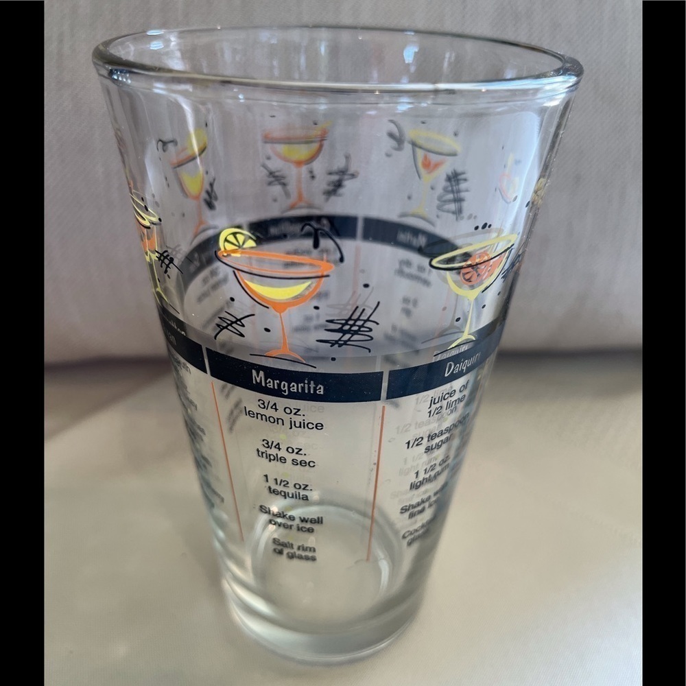 VINTAGE LIBBEY BARWARE GLASS